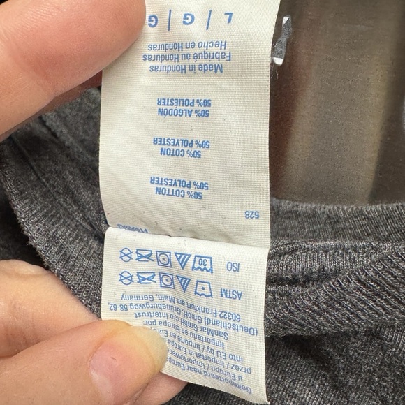 KISS “Alive in ’77” USA Flag Retro Band Tee - NWOT - Unisex Large Graphic TShirt - Picture 7 of 7